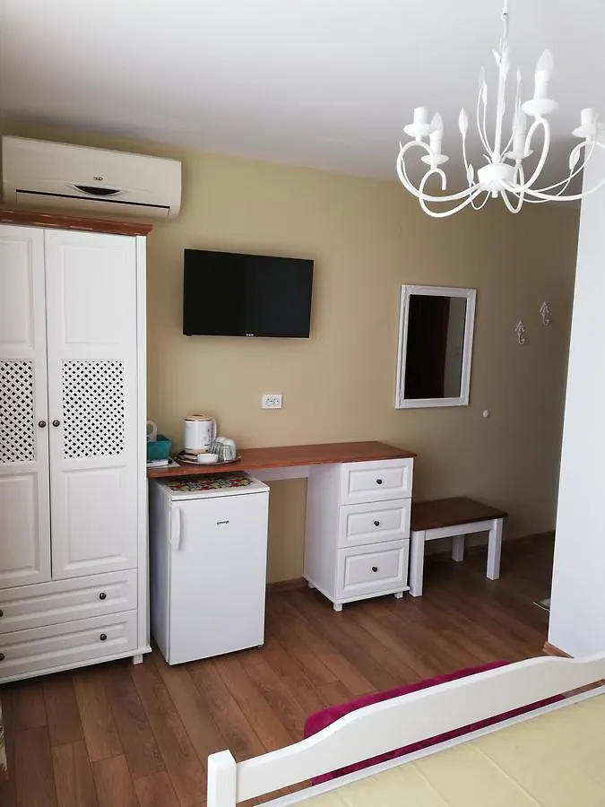 Family Hotel Sofi Sozopol 3*,